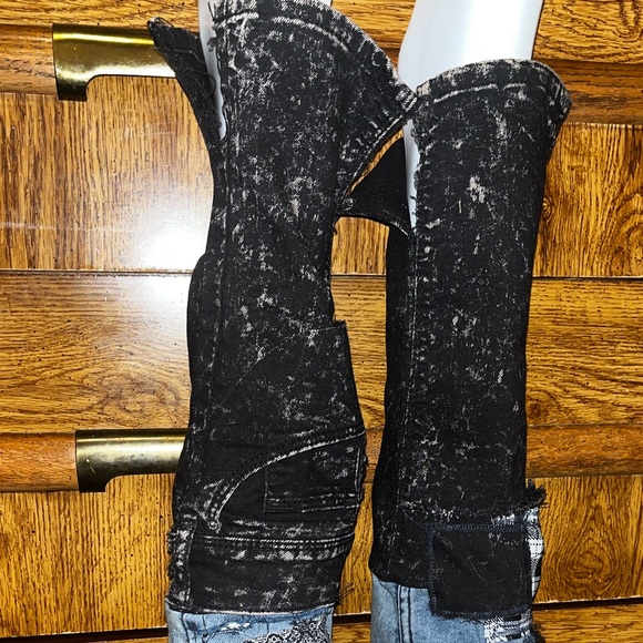 GOTHIC PATCHED PANTS - Picture 4 of 7